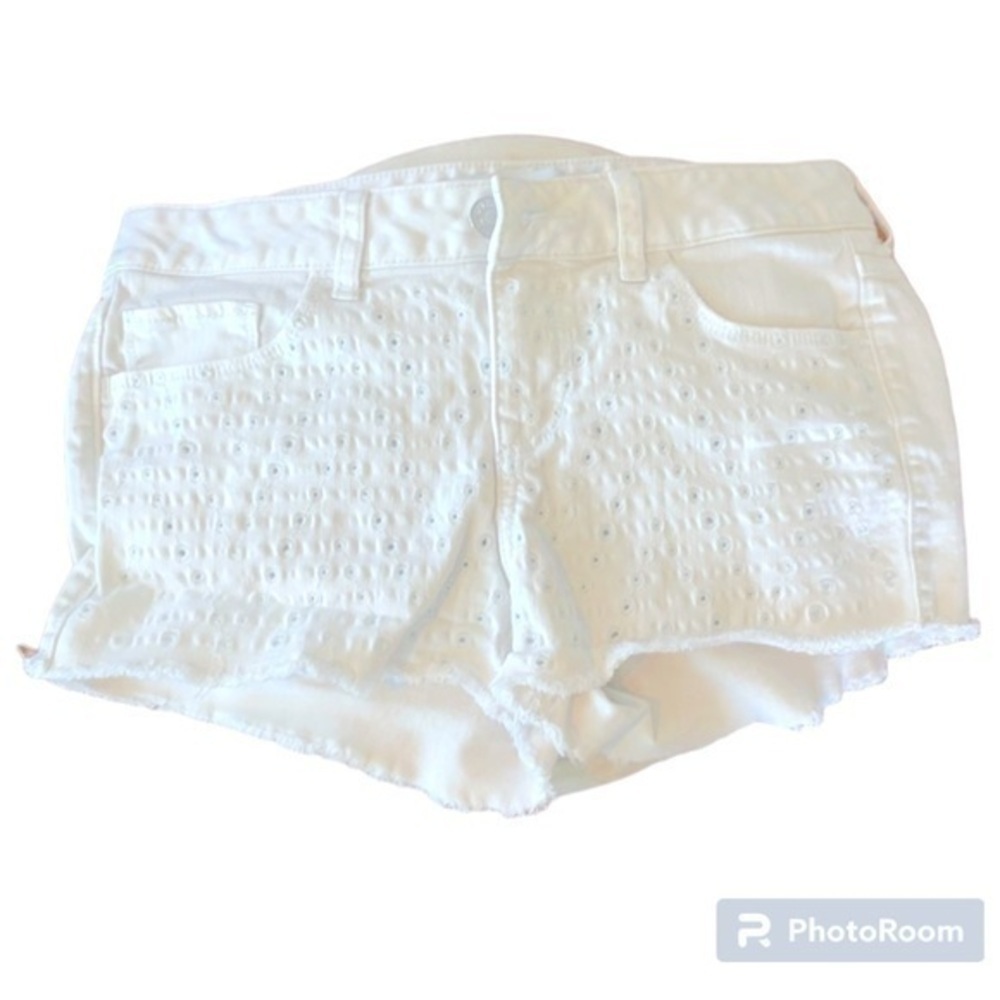 EXPRESS | EXPRESS JEANS WOMEN’S SIZE 6 WHITE SHORTS